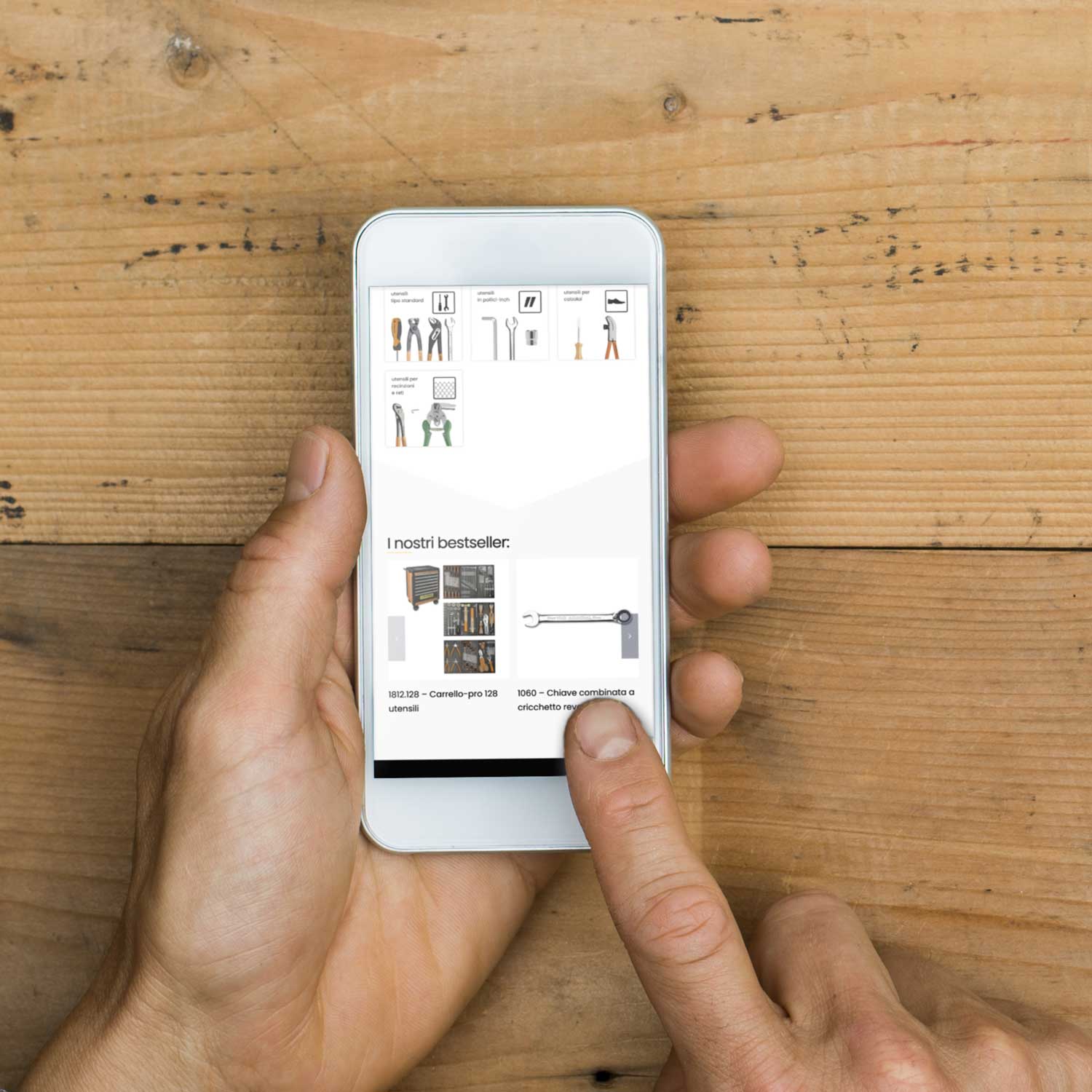 Mockup-website-mobile-Mundial